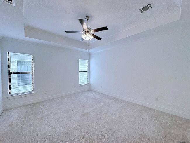 Building Photo - 10263 Alderman Dr