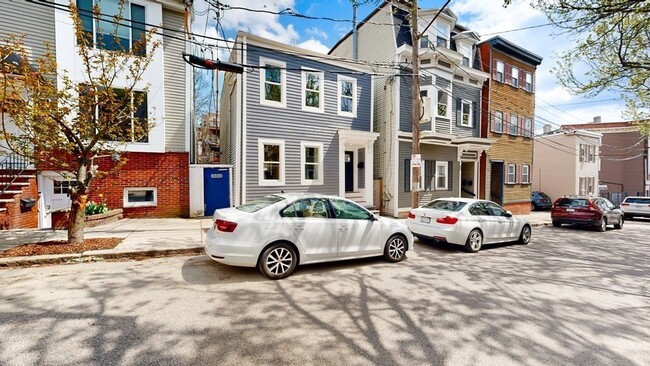 Building Photo - 44 Mercer St