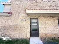 Building Photo - 835 Dublin Dr