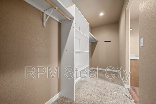 Building Photo - 1710 N Wild Bill Hickock Dr