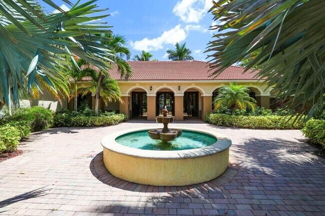 Building Photo - 15155 Michelangelo Blvd