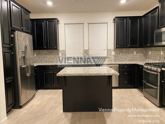 Building Photo - 1052 Essington Ln