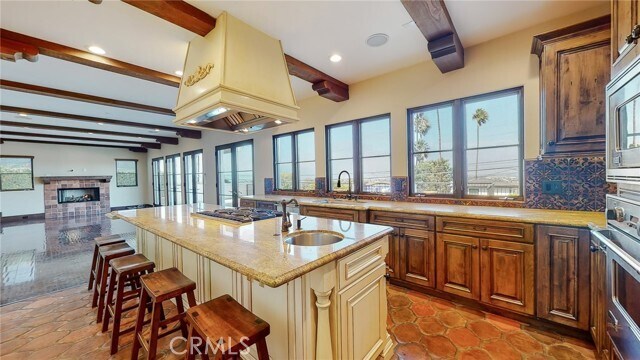 Building Photo - 227 Pso De Granada