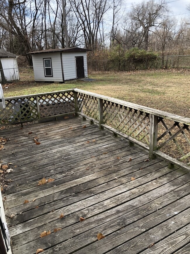 Building Photo - ***Coming available in April - showings start April 6th***