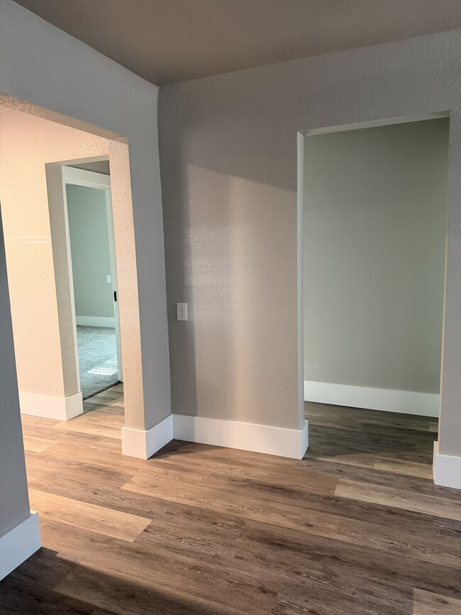 Building Photo - 200 N Beulah Ave