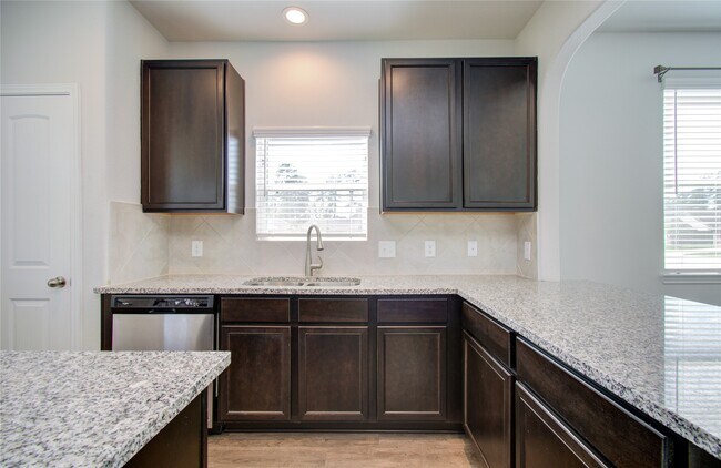 Building Photo - 3504 Cannon Dr