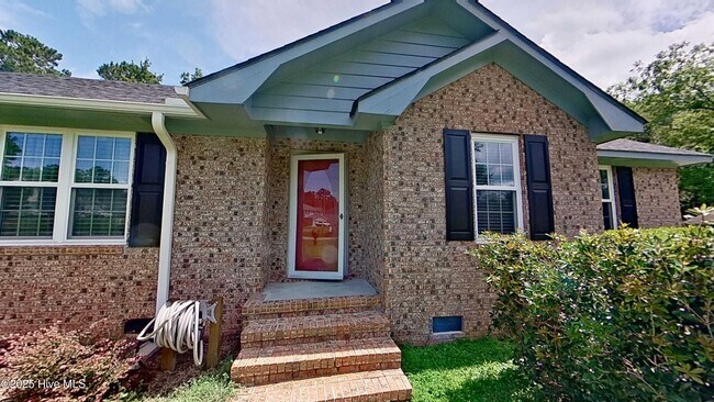 Primary Photo - 4032 Northwest Rd