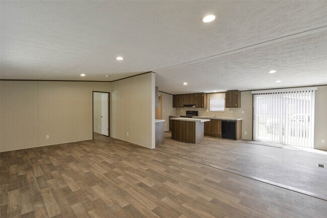 Building Photo - 25150 Faraway Ln