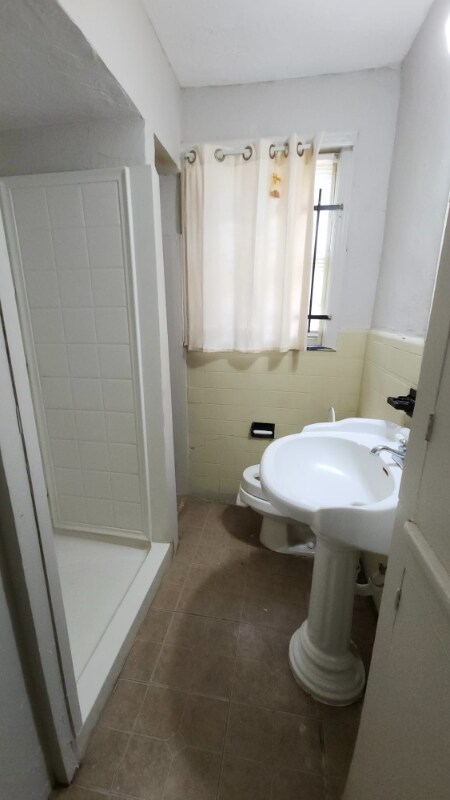 Building Photo - 519 W 23rd St