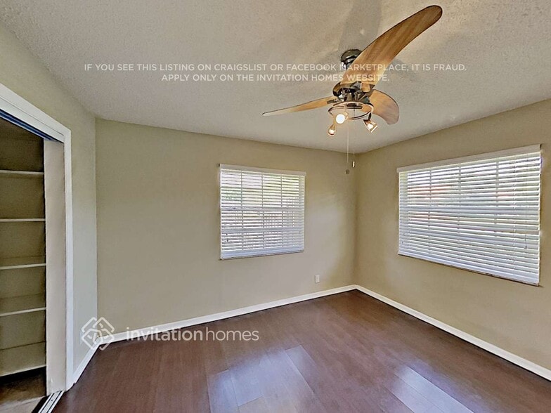 Building Photo - 12725 Newton Pl