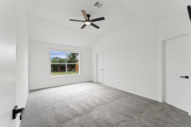 Building Photo - 17523 Hamilwood Dr