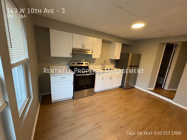 Primary Photo - 143 W 10th Ave