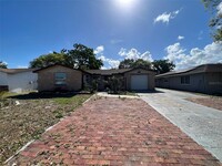 Building Photo - 8634 Sabal Way