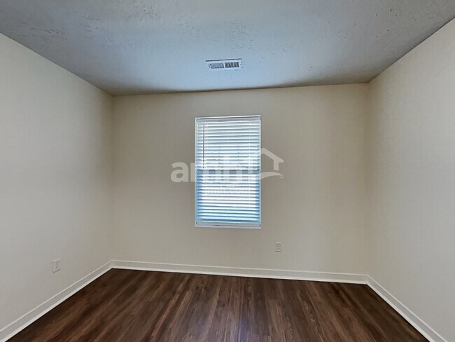 Building Photo - 9137 W Bigwood Dr.