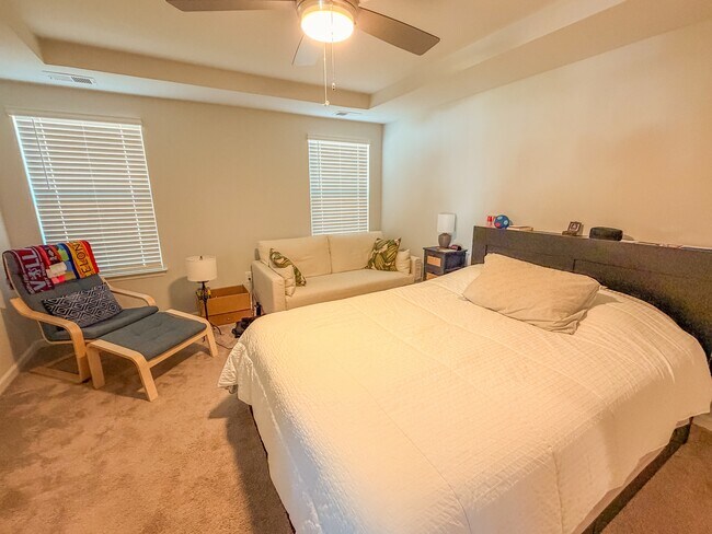 Building Photo - 203 Boneset Dr