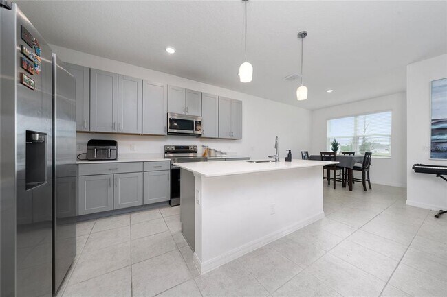 Building Photo - 3060 Suraj Cir