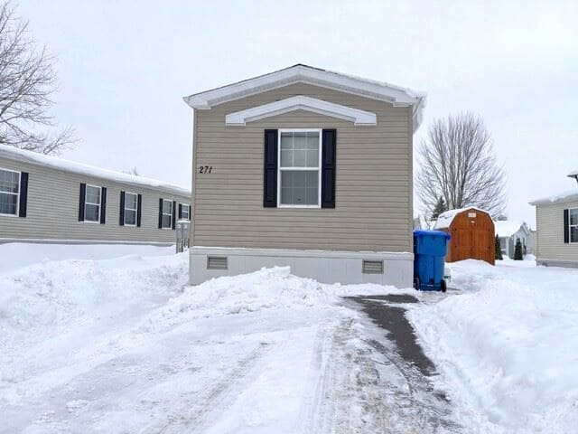 Building Photo - 271 Crestwood Dr