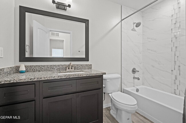 Building Photo - 7480 Rio Rimac Dr