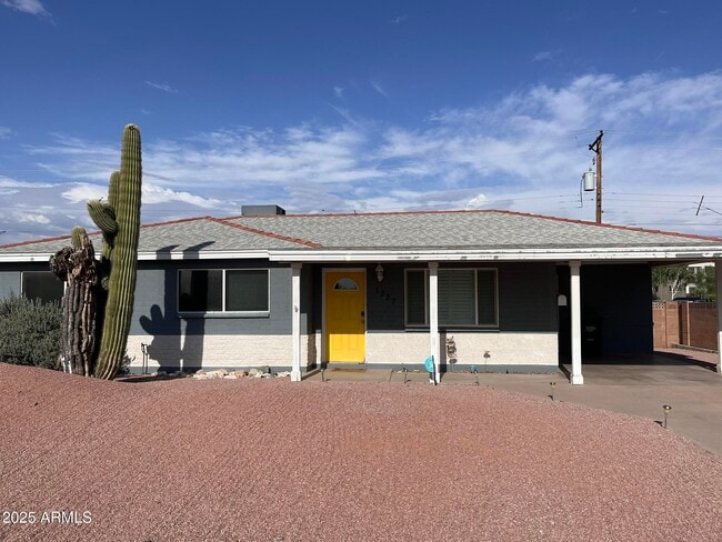 Primary Photo - 1337 N 71st St