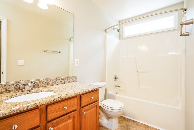 Building Photo - 305 Wood Green Dr