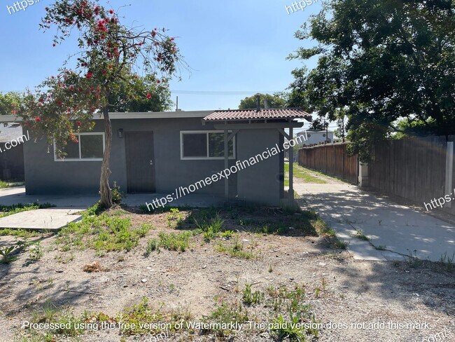 Building Photo - Nice Back Home For Rent