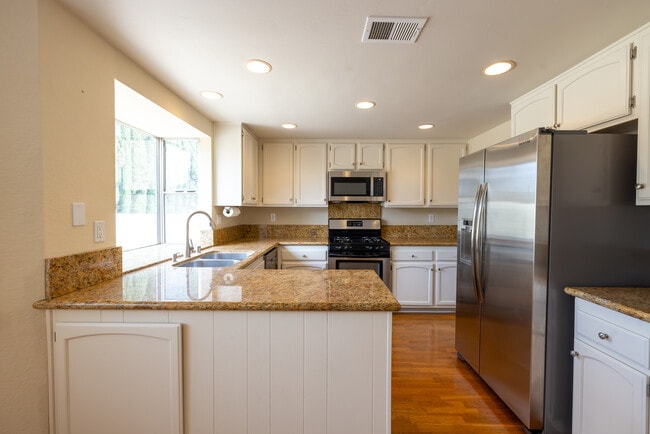 Building Photo - 7588 Rock Canyon Dr