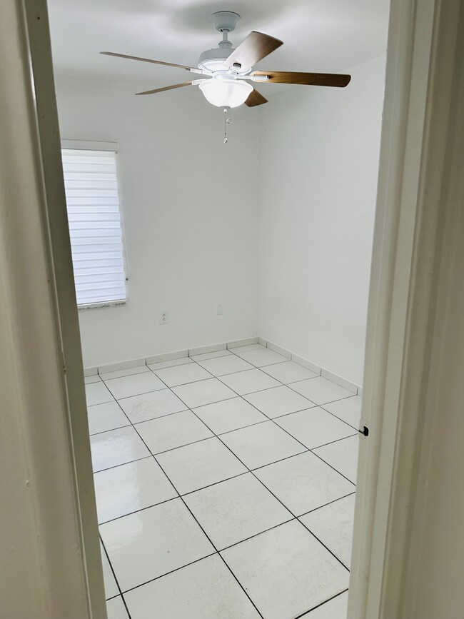 Building Photo - 14050 SW 55th St