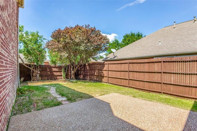 Building Photo - 15704 Grove Crest Dr