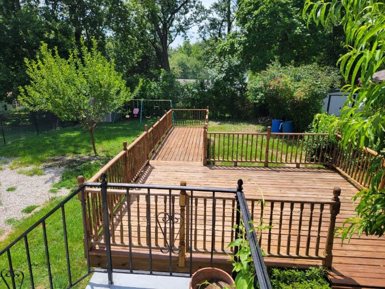 Building Photo - 8620 Moran Pl