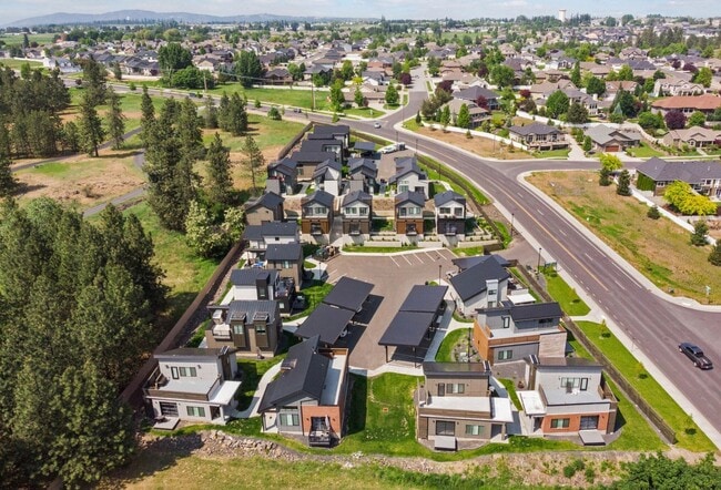 Building Photo - Modern 2 Bed, 2 Bath with Rooftop Patio! *HOLIDAY SPECIAL: ONE MONTH FREE*