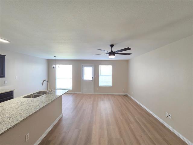 Building Photo - 2317 Bloomfield Dr