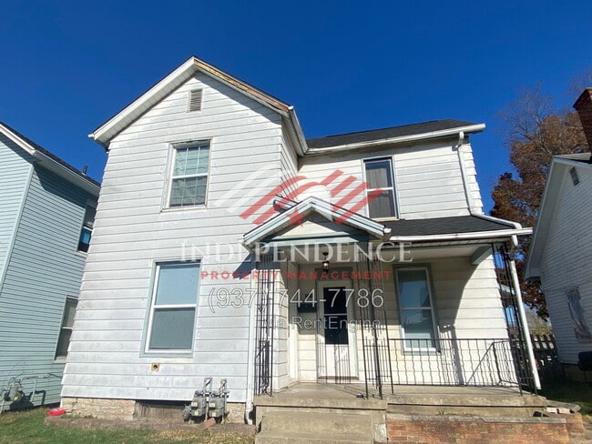 Building Photo - 721 E Pearl St