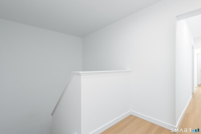 Building Photo - 28 Townsend St