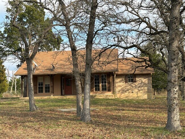 Building Photo - 1047 Private Rd 3022