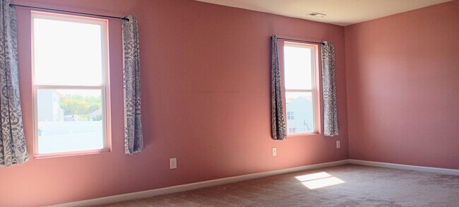 Building Photo - 1006 Collington Dr