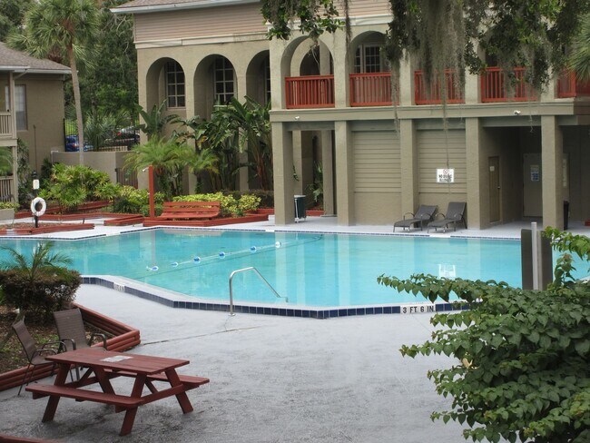 Building Photo - Just Reduced ! 2nd-floor studio condo at SerraVella!