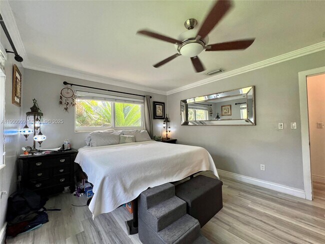 Building Photo - 10220 SW 160th St