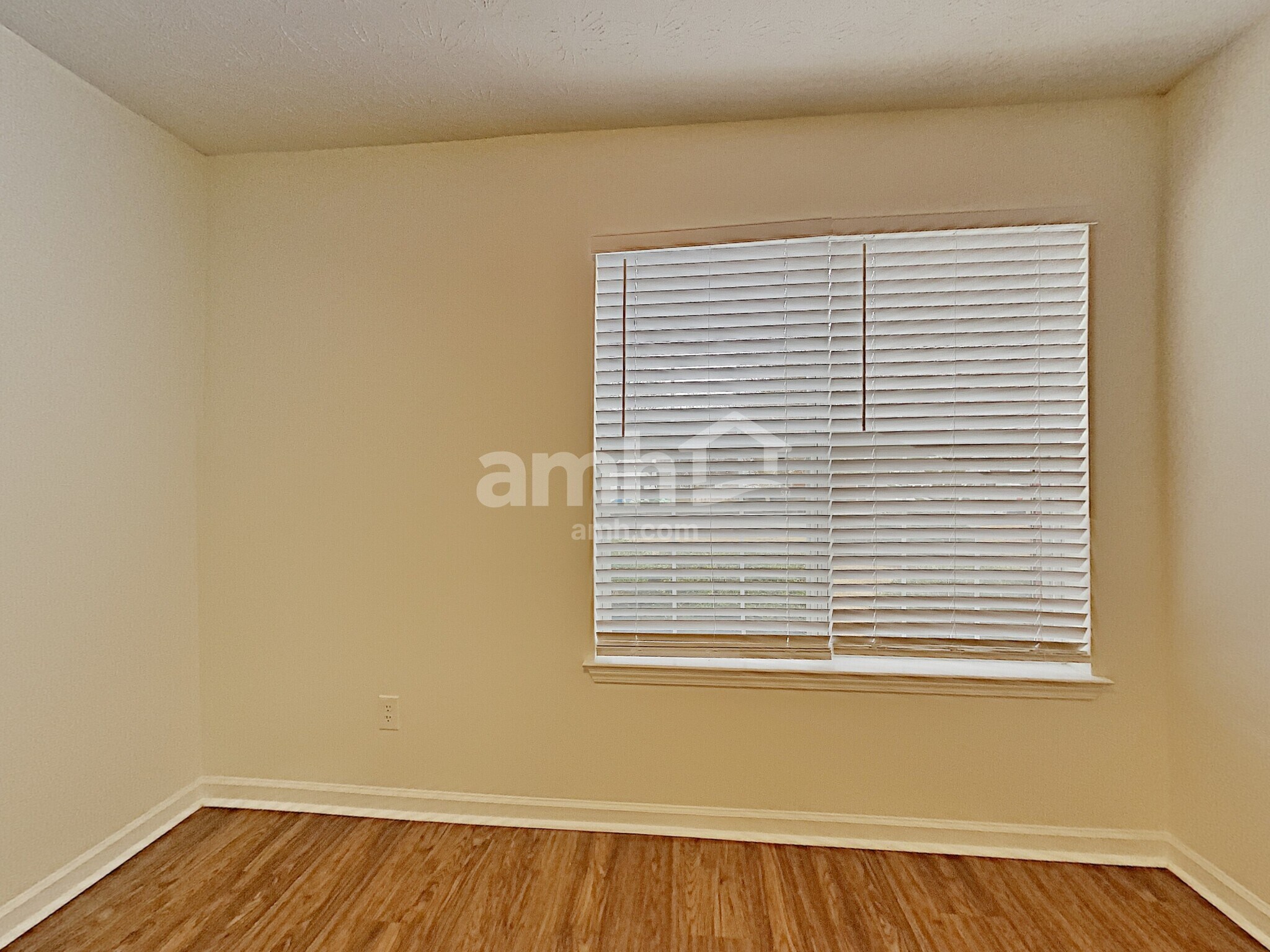 Building Photo - 2462 Heatherton Ct