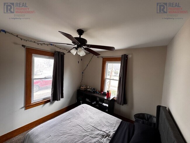 Building Photo - 35442 Stellwagen St