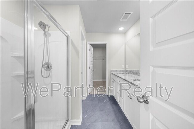 Building Photo - 206 Vickery Ln