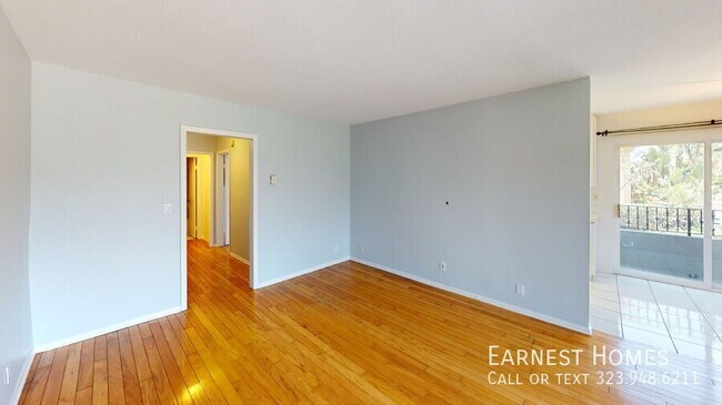 Building Photo - 2308 Schader Dr