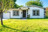 Building Photo - 6627 Onyx Dr N