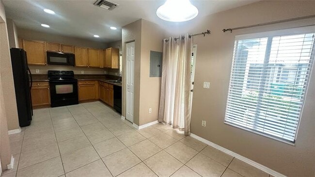 Building Photo - 5925 Manchester Way