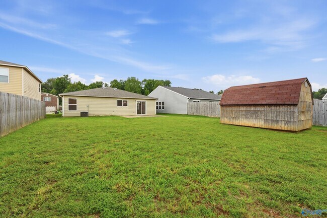 Building Photo - 15328 Mill Valley Dr