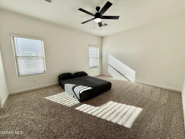 Building Photo - 15052 DESTINATION