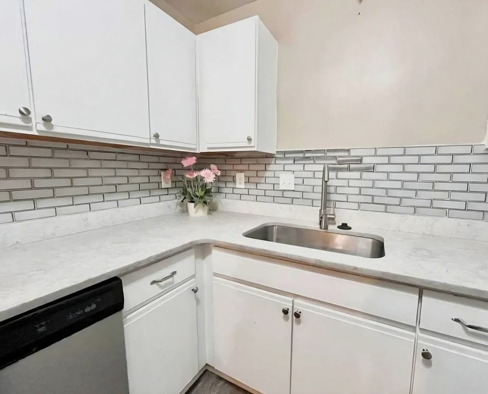 More photos - 15650 Stone Crossing Dr