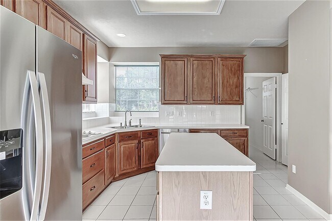 Building Photo - 2803 Norwood Hills Dr