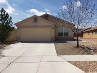 Building Photo - 3 bed 2 bath home in Huning Ranch