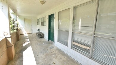 Building Photo - 781 Country Pl Dr