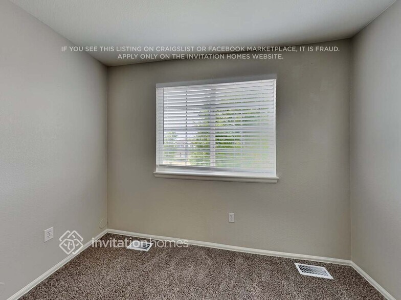 Building Photo - 3686 S Quatar Way